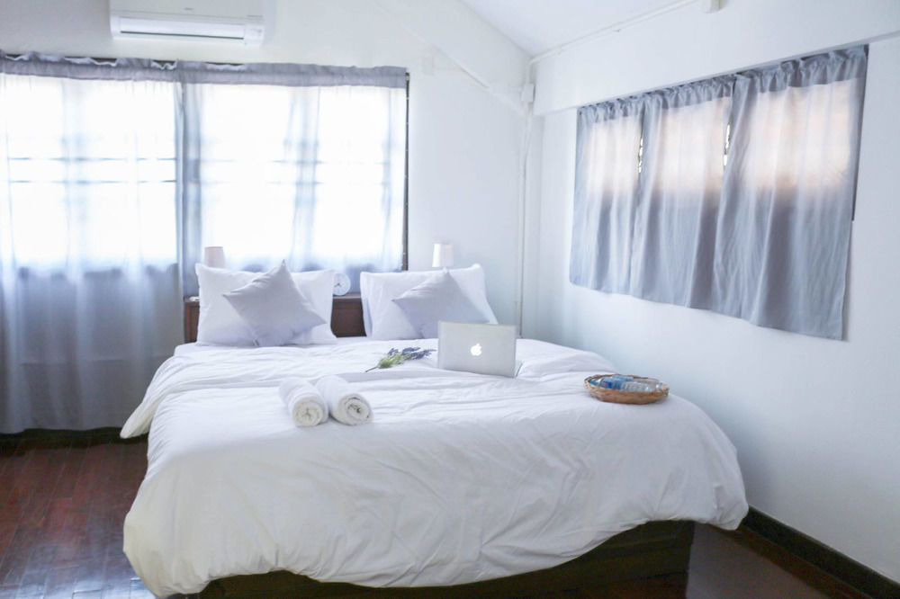 Squirrel Hostel Chiang Mai Exterior photo